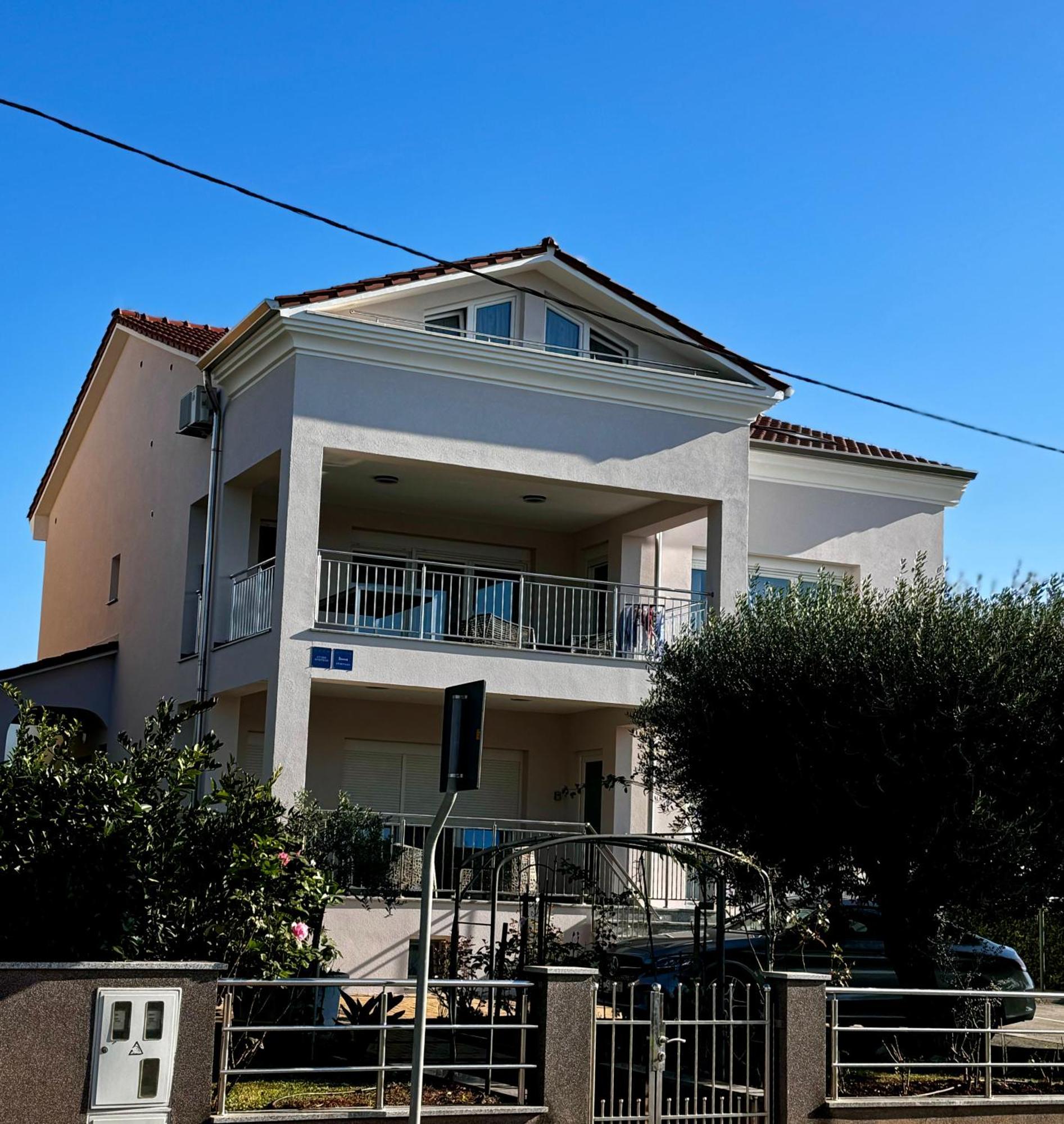 Apartments Villa Lili Umag Exterior foto